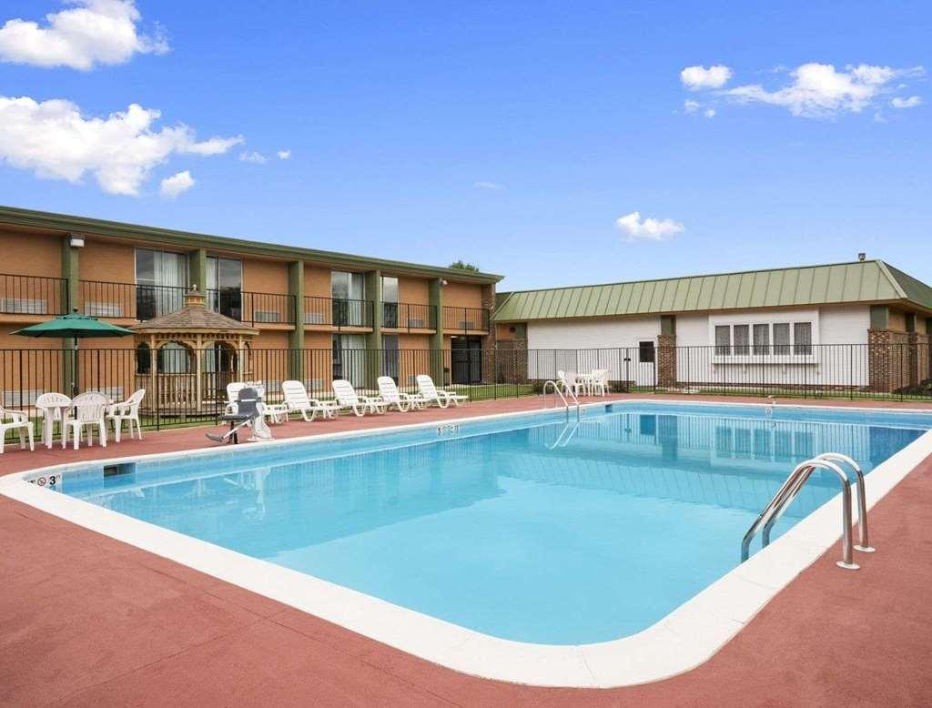 Baymont By Wyndham Salem Roanoke Area Hotel Facilități foto